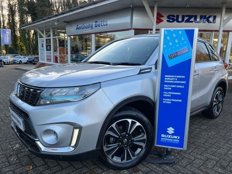 Used 2023 Suzuki Vitara SZ5 SUV | £19,698 (Fair price) - Image 1/2