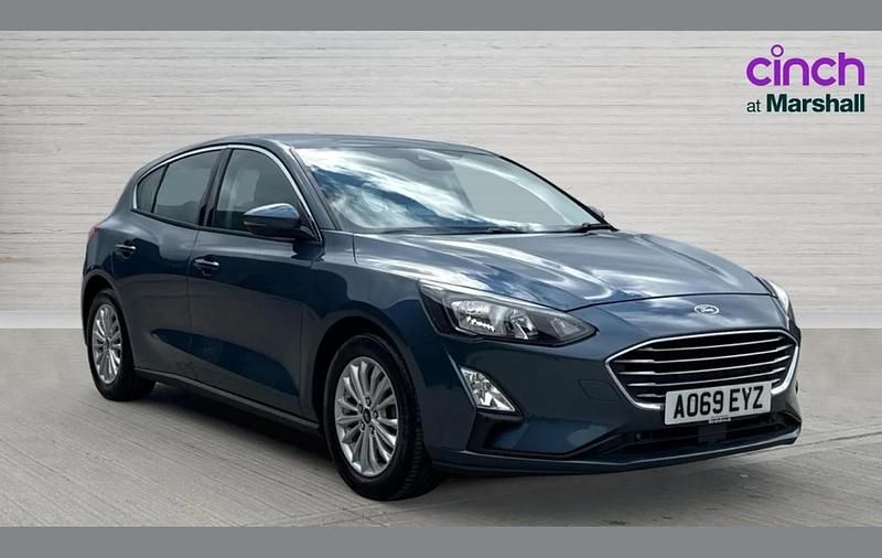 Used Ford Focus Titanium 125 HP (91 kW) 2019 Blue Hatchback
