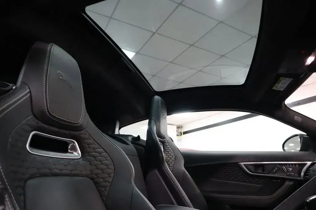 Used Jaguar F-Type First Edition 300 HP (220 kW) 2021 Black Coupe