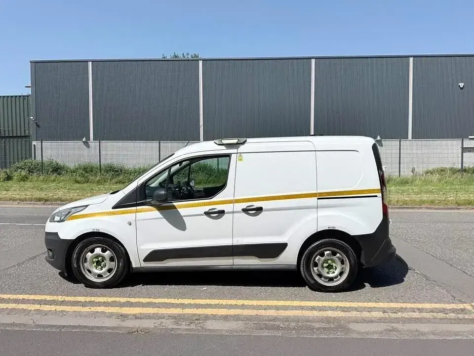 Used Ford Transit 100 HP (73 kW) 2020 White Van