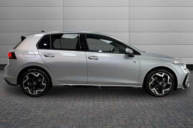 Used VW Golf VIII R-line 150 HP (110 kW) 2026 Oyster silver Hatchback
