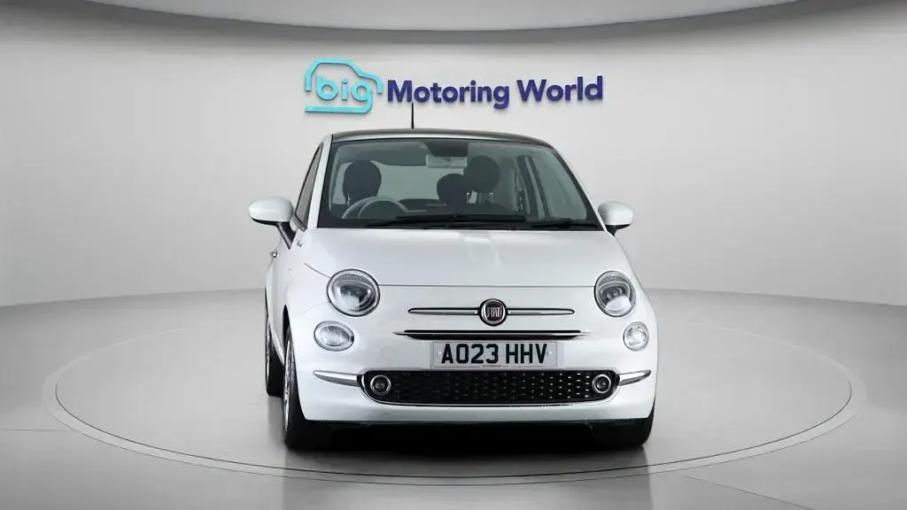 Used Fiat 500 Dolcevita 70 HP (51 kW) 2023 White Hatchback