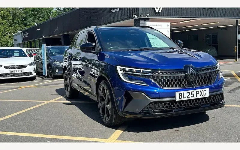 Used Renault Austral Iconic Esprit Alpine 200 HP (147 kW) 2025 SUV