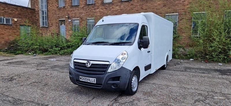 White Used 2016 Vauxhall Movano S Van | £7,995 (Fair price) - Image 1/4