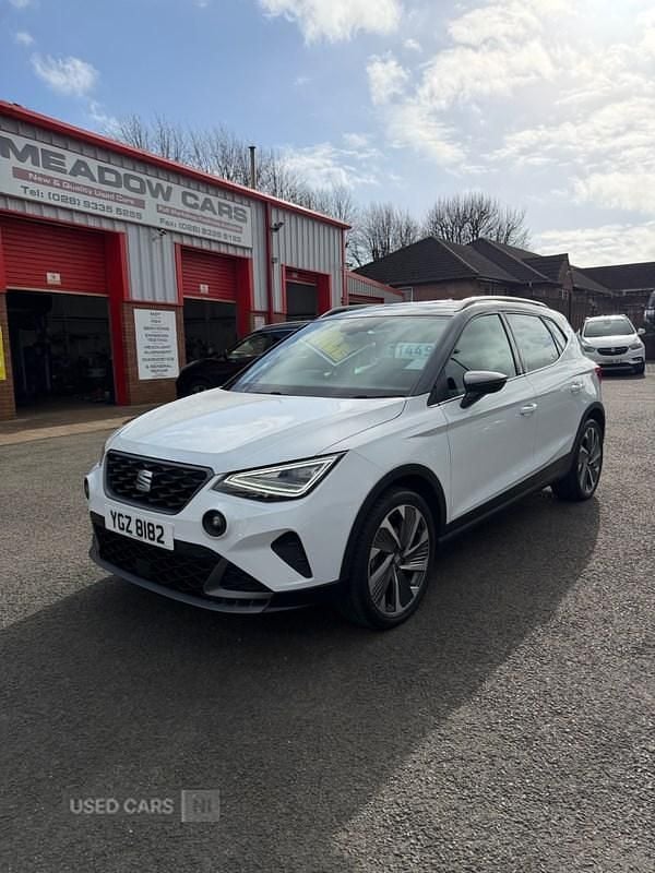 Used Seat Arona FR 2023 White SUV
