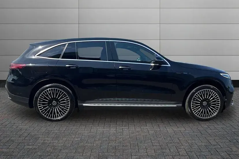 Used Mercedes EQC400 AMG Line Premium 300 kW (408 HP) 2022 Black SUV