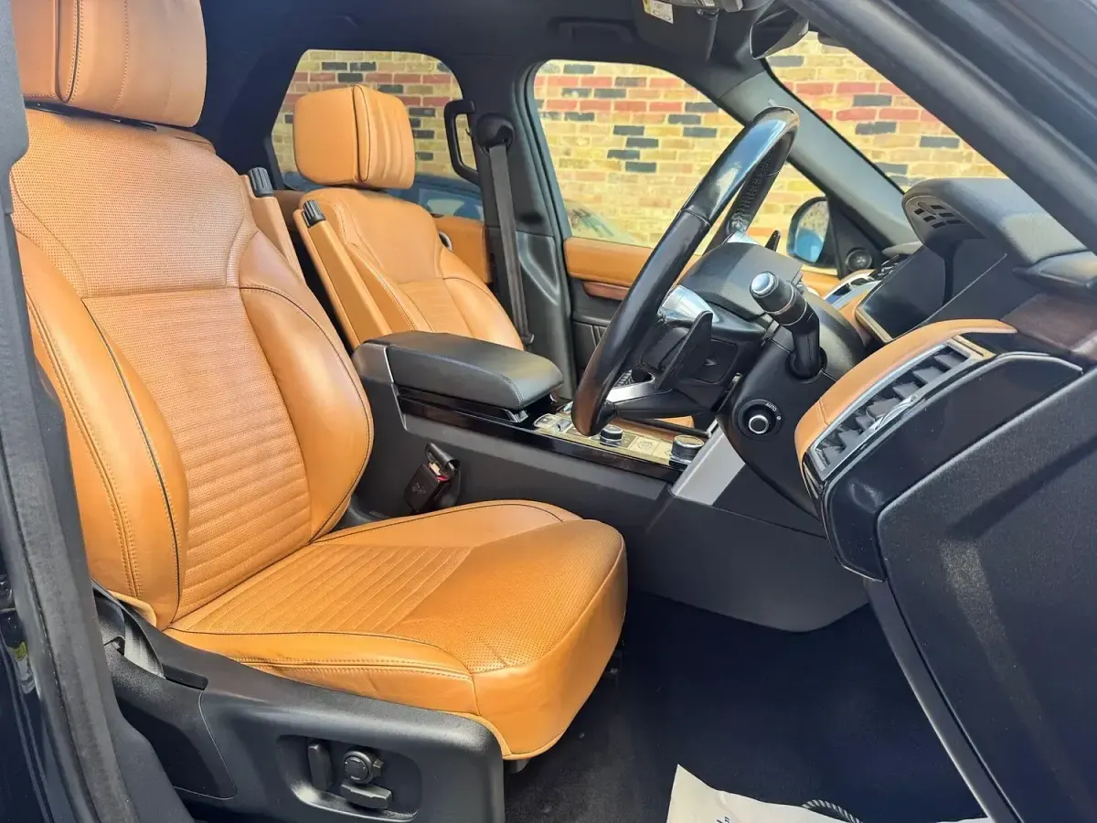 Used Land Rover Discovery 5 HSE Luxury 2020 Black SUV