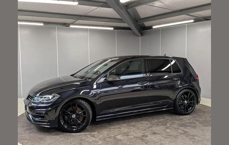 Used VW Golf VII R 300 HP (220 kW) 2019 Black Hatchback