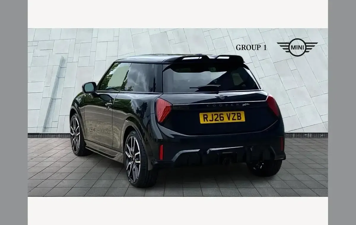 New Mini John Cooper Works 228 HP (167 kW) 2026 Black Hatchback
