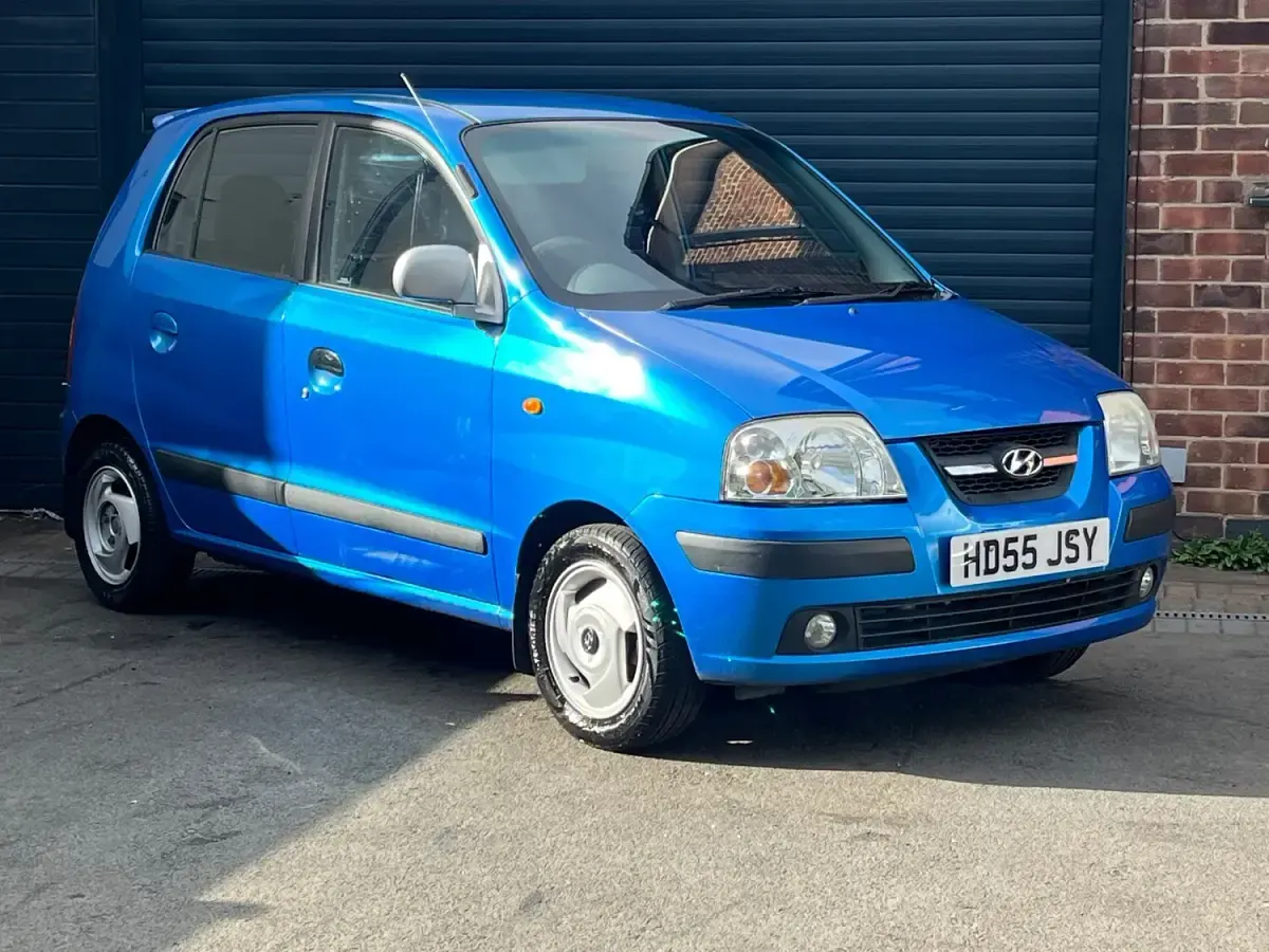 Used Hyundai Atos 59 HP (43 kW) 2006 Blue Hatchback