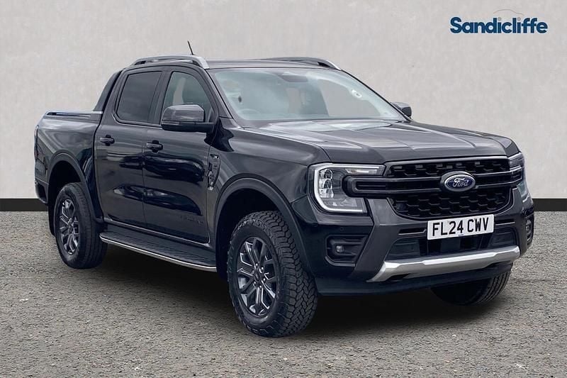 Used Ford Ranger Wildtrack 240 HP (176 kW) 2026 Agate black Pickup