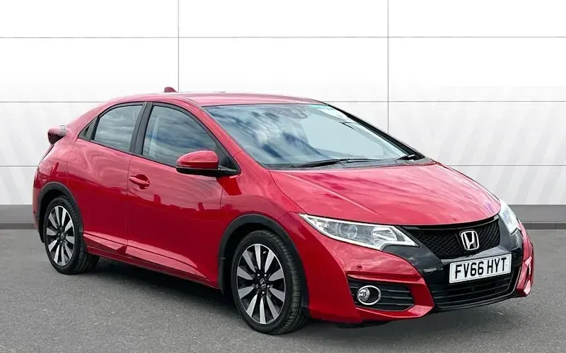 Second-hand Honda Civic SE Plus 142 CP (104 kW) 2016 Hatchback