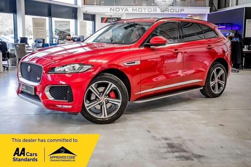 Used Jaguar F-Pace S 300 HP (220 kW) 2016 Red SUV