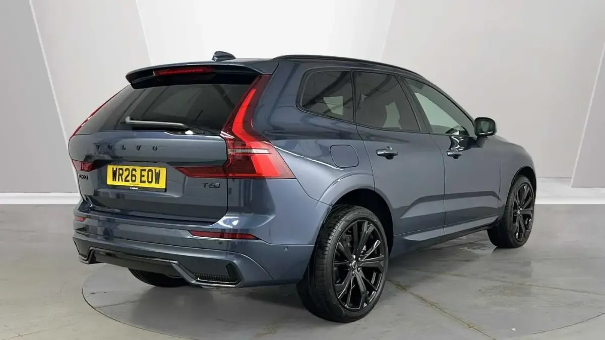 Used Volvo XC60 Plus 345 HP (253 kW) 2026 Black SUV