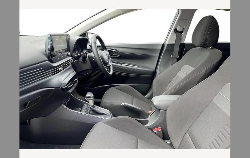 Używany Hyundai Bayon Ultimate 100 KM (73 kW) 2024 Niebieski SUV