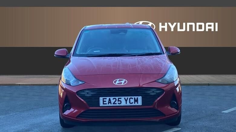 Used Hyundai i10 Advanced 79 HP (58 kW) 2025 Red Hatchback