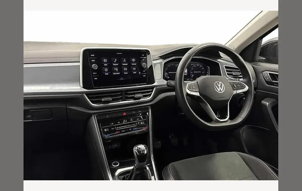 New VW T-Roc Style 147 HP (108 kW) 2025 Black SUV
