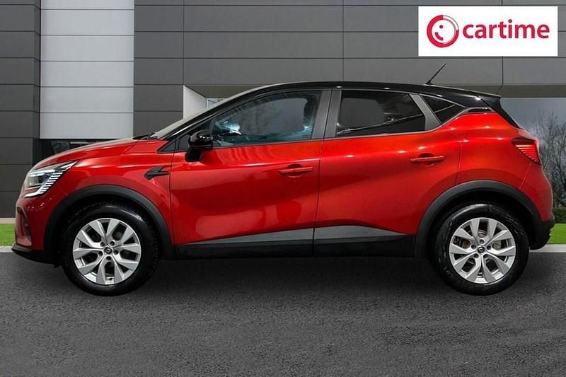 Used Renault Captur Iconic 140 HP (102 kW) 2021 Red/black SUV