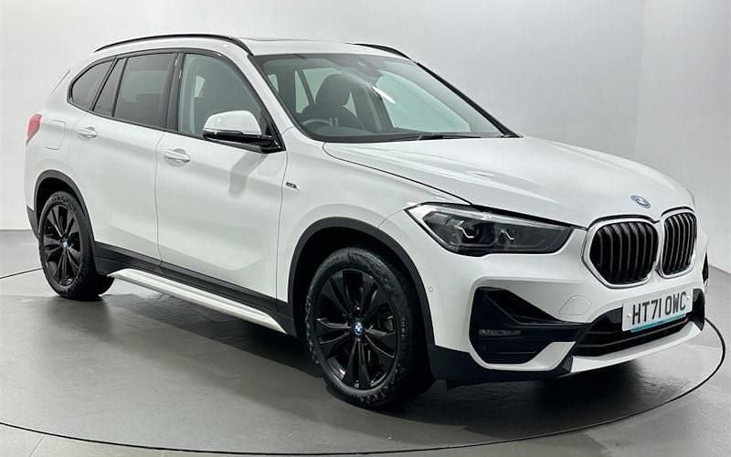 White Used 2022 BMW X1 Sport Line SUV | £15,453 (Good price) - Image 1/3