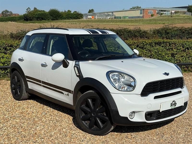 White Used 2014 Mini Cooper SD Countryman SUV | £9,983 (A bit pricey) - Image 1/4