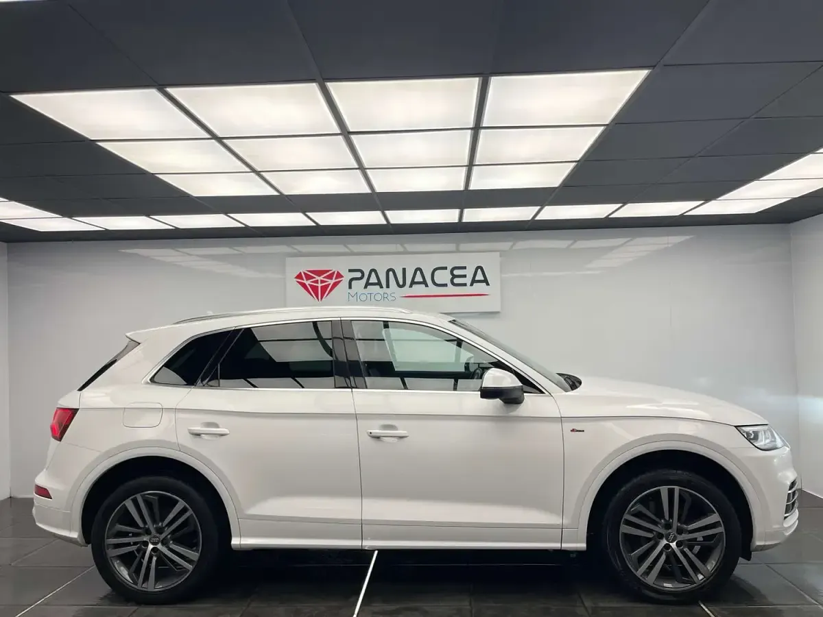 Used Audi Q5 S-Line 190 HP (139 kW) 2018 White SUV