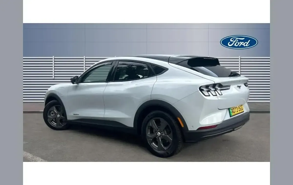 Used Ford Mustang Mach-E Standard Range 197 kW (269 HP) 2023 White SUV