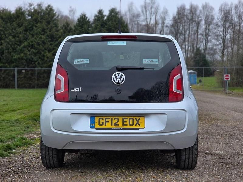 Używany VW up! high up! 75 KM (55 kW) 2012 Srebrny Hatchback