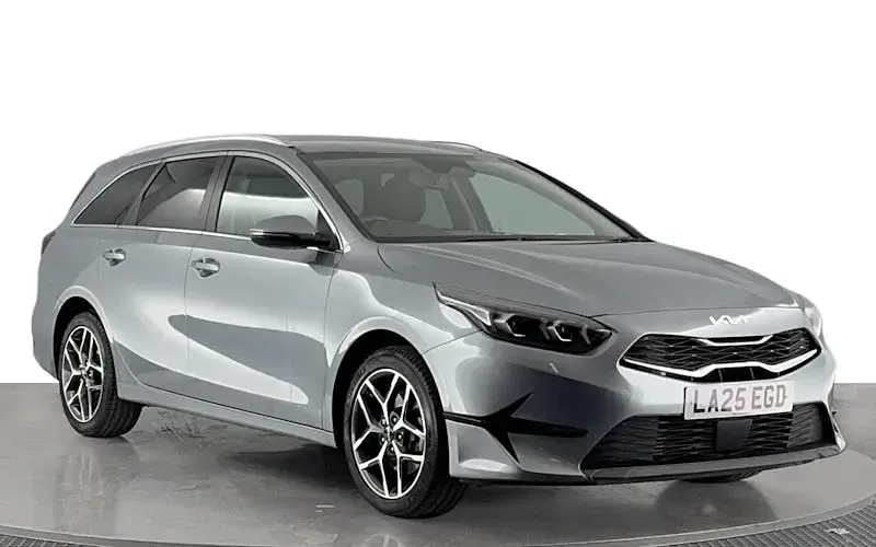 Used Kia Ceed Sportswagon 140 HP (102 kW) 2024 Silver Estate