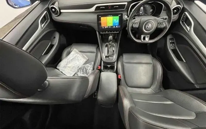 Usado MG ZS Exclusive 111 CV (81 kW) 2023 Azul SUV
