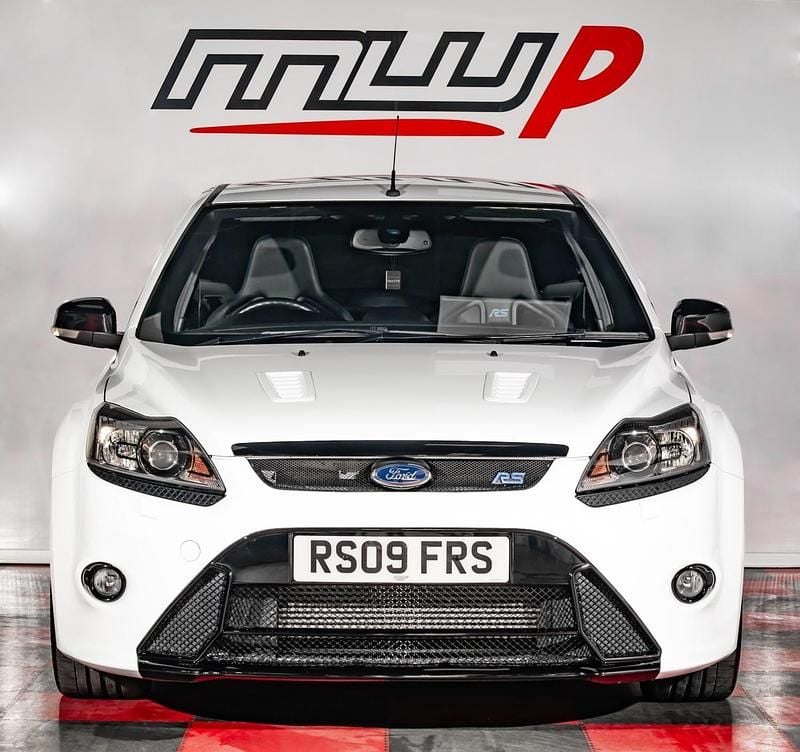 Used Ford Focus RS 2009 White Hatchback