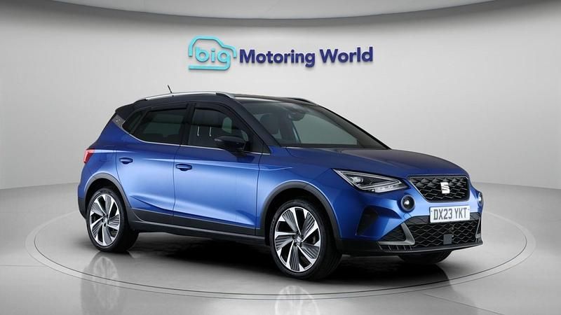Used Seat Arona FR 110 HP (80 kW) 2022 Blue SUV