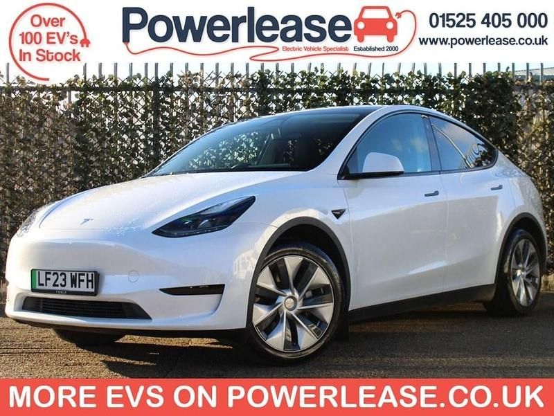 White Used 2023 Tesla Model Y RWD SUV | £22,489 (Good price) - Image 1/4