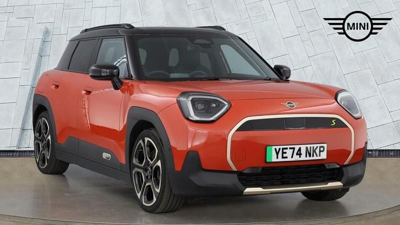 Used 2024 Mini Aceman Exclusive SUV | £31,023 (Good price) - Image 1/3