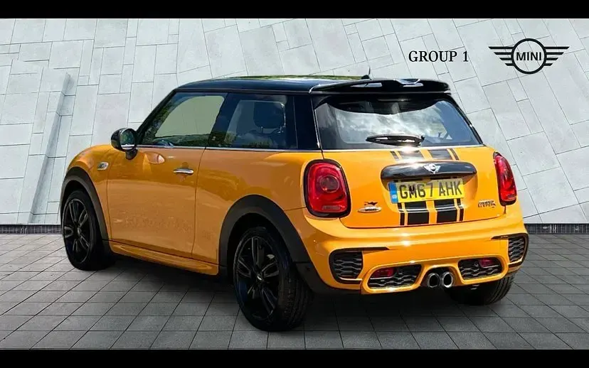 Used Mini Cooper S Hatch 210 HP (154 kW) 2018 Orange Hatchback