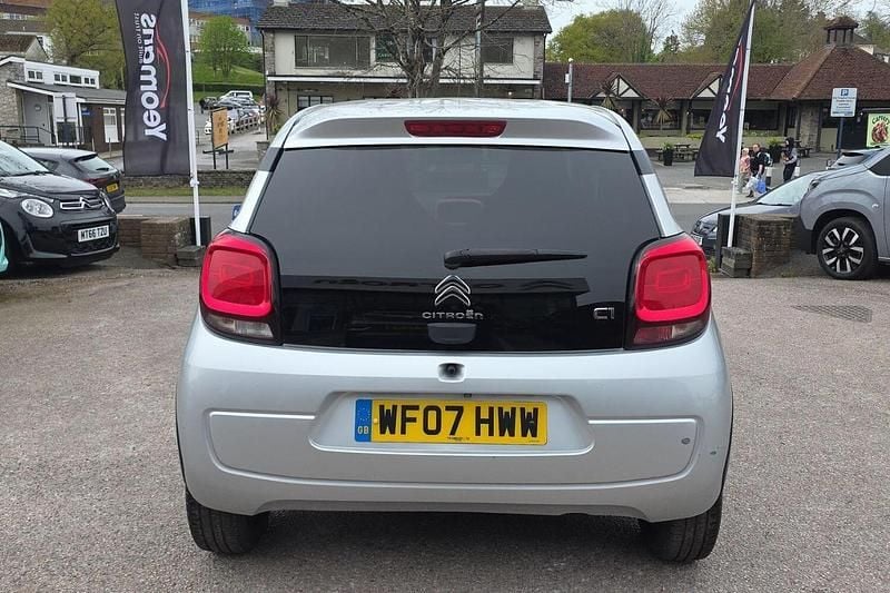 Usado Citroën C1 71 HP (52 kW) 2019 Cinzento Citadino