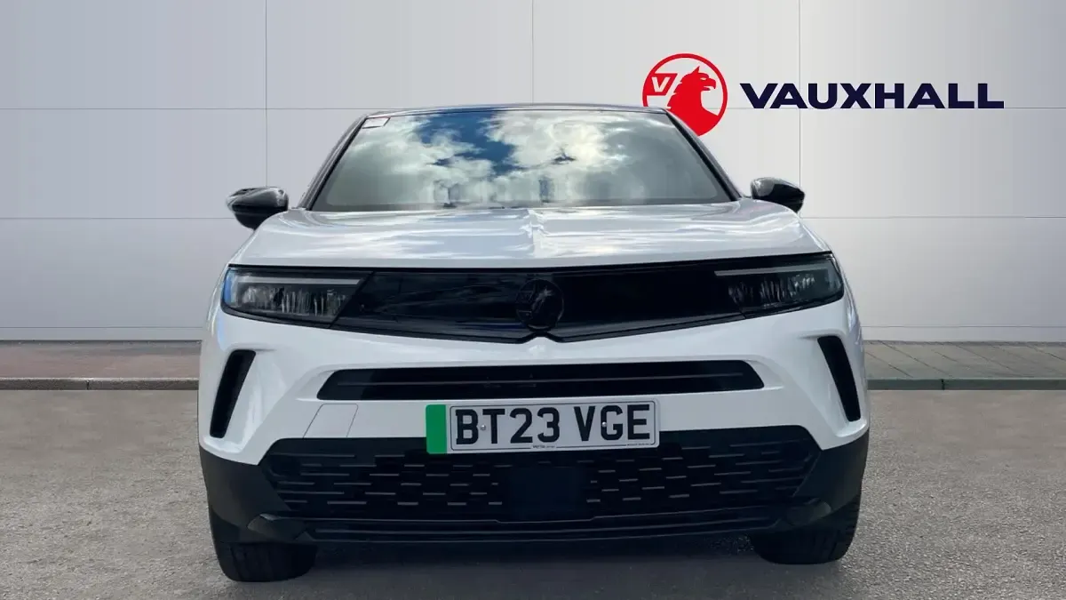 Used Vauxhall Mokka 100 kW (136 HP) 2023 White SUV