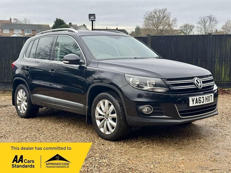 Black Used 2014 VW Tiguan Match SUV | £9,700 (Fair price) - Image 1/4