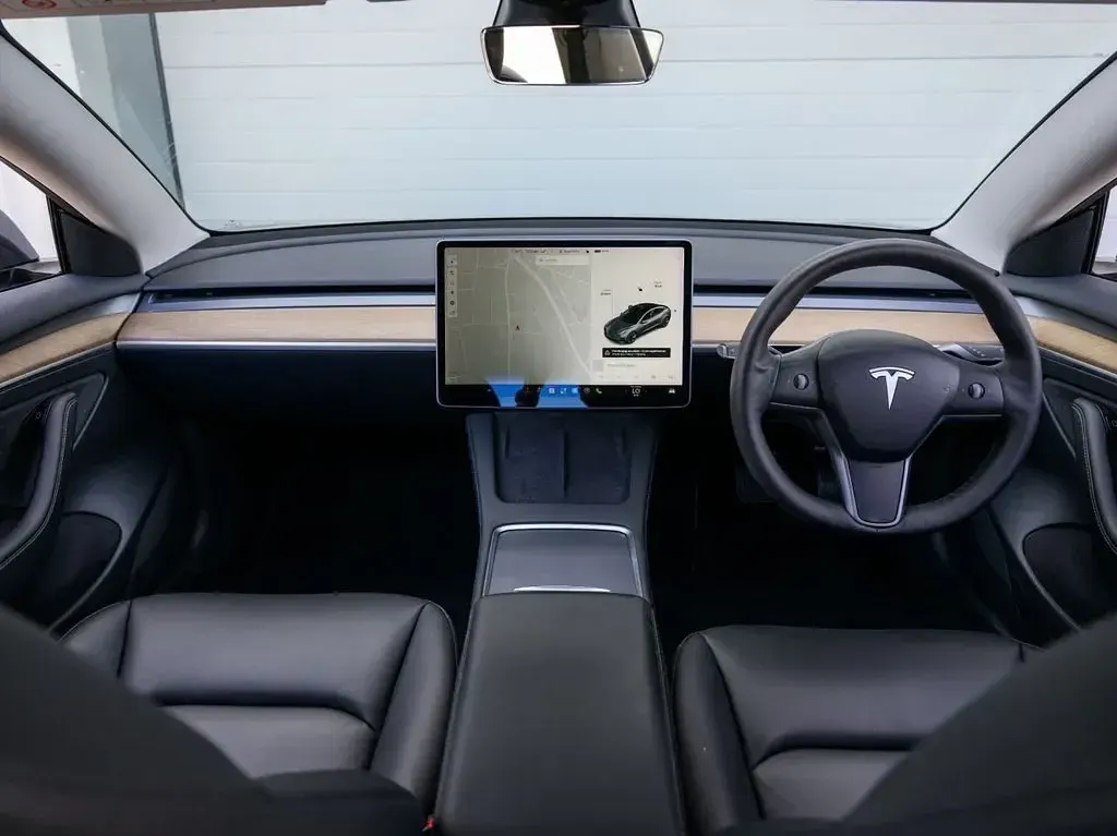 Used Tesla Model 3 Standard Range Plus 177 kW (241 HP) 2021 Grey Sedan