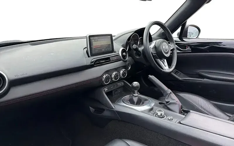 Used Mazda MX5 Inclusive 160 HP (117 kW) 2017 Black Cabriolet