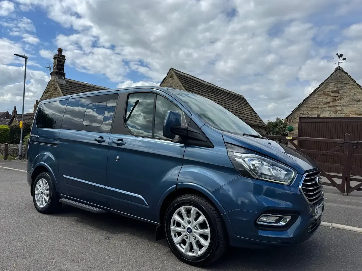 Used Ford Tourneo Custom Titanium 2020 Blue Van