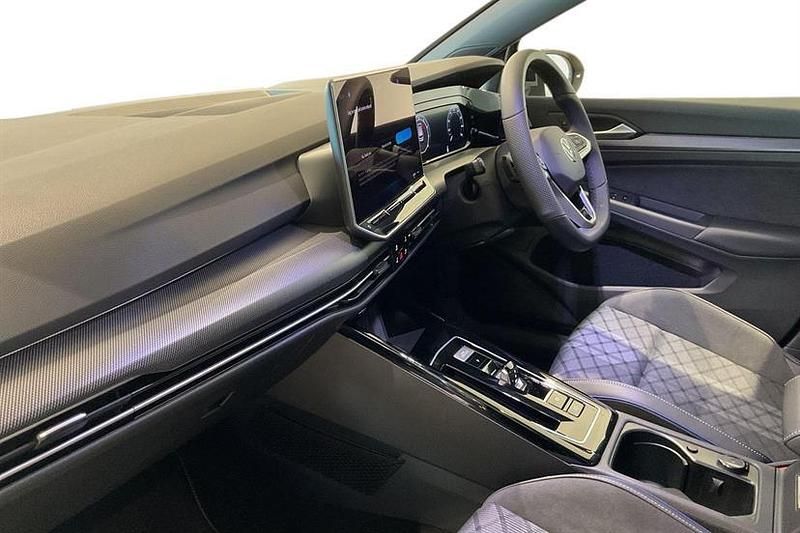 New VW Golf VIII R-line 150 HP (110 kW) 2026 Unknown Hatchback