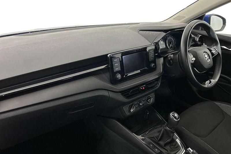 Used Skoda Fabia Comfort 79 HP (58 kW) 2022 Energy blue Hatchback