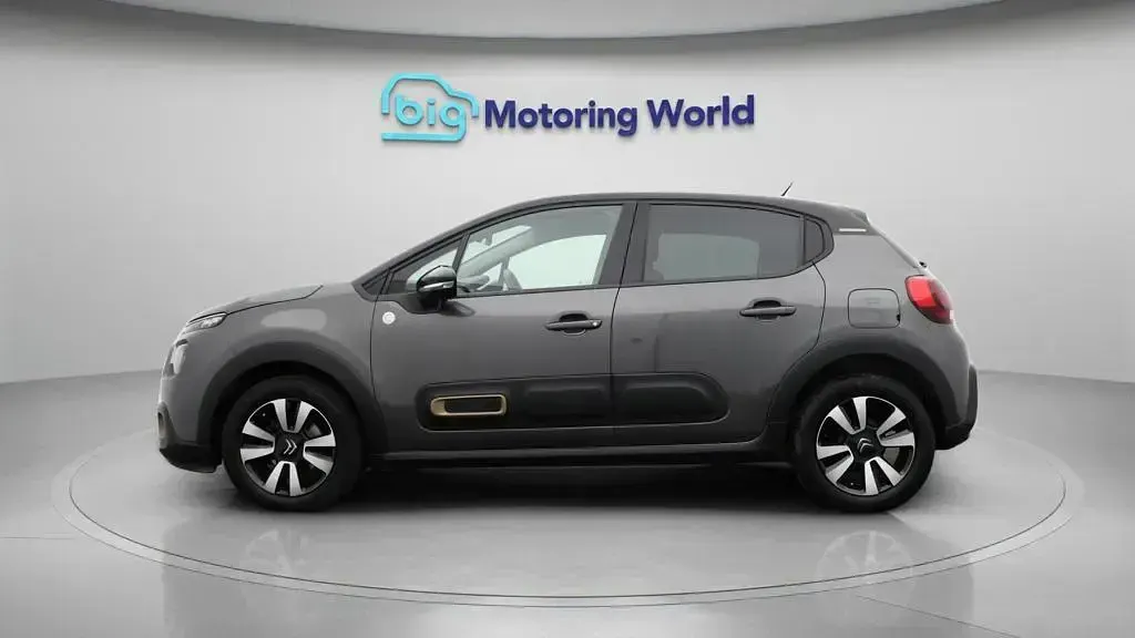 Usado Citroën C3 PureTech 83 HP (61 kW) 2023 Cinzento Citadino