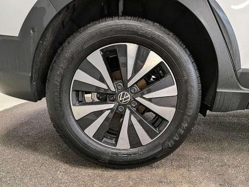 Used VW Taigo Life 115 HP (84 kW) 2025 White SUV