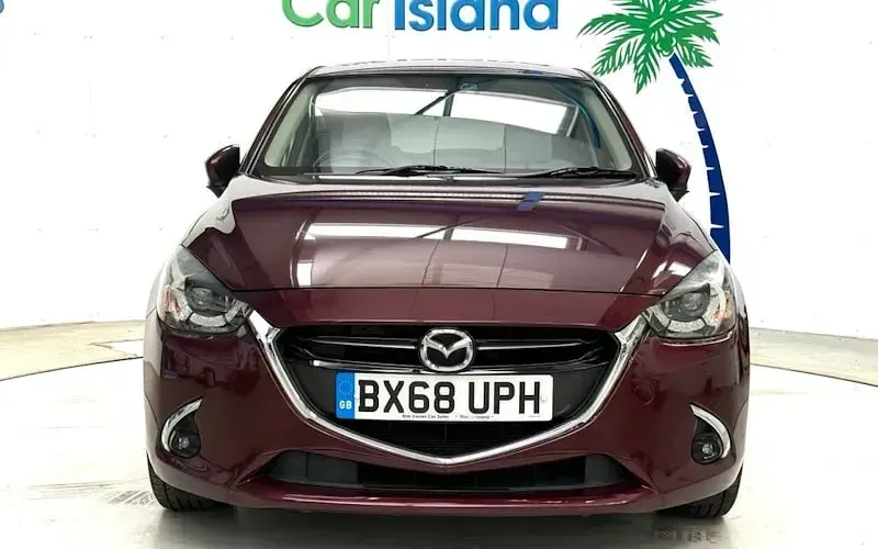 Used Mazda 2 Inclusive 116 HP (85 kW) 2018 Red Hatchback