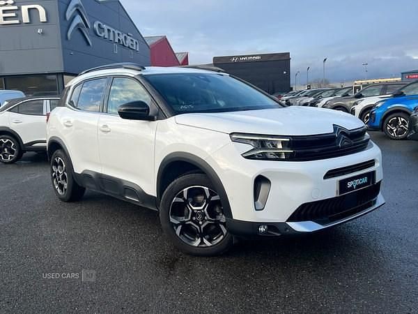White Used 2022 Citroën C5 PureTech Hatchback | £14,990 (Fair price) - Image 1/4