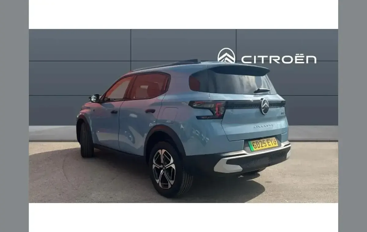 Usado Citroën e-C3 Aircross 83 kW (113 CV) 2025 Azul SUV