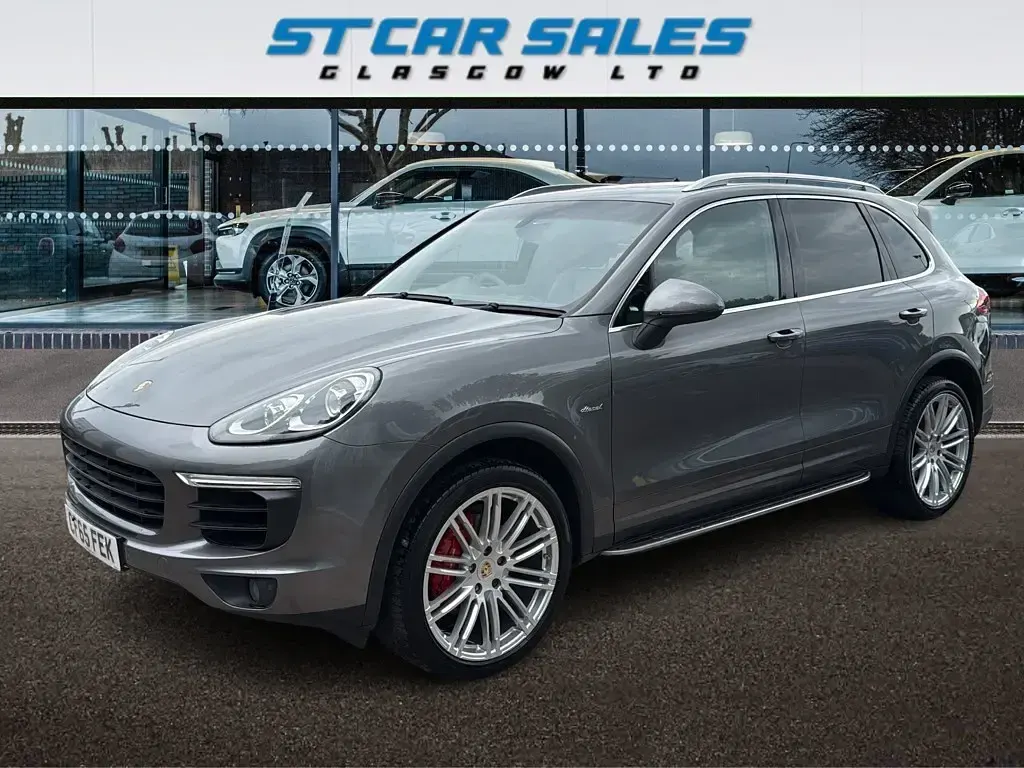 Used Porsche Cayenne 262 HP (192 kW) 2015 Grey SUV
