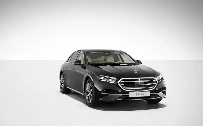 New Mercedes E200 Premium 204 HP (150 kW) 2026 Sedan