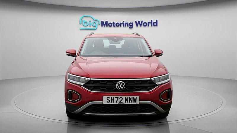 Used VW T-Roc S 110 HP (80 kW) 2023 Red SUV
